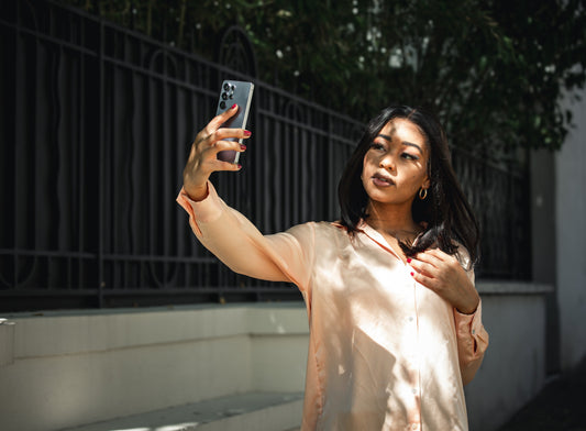 Perruques indétectables pour femme afro : comment allier confort et naturel sans compromis ?