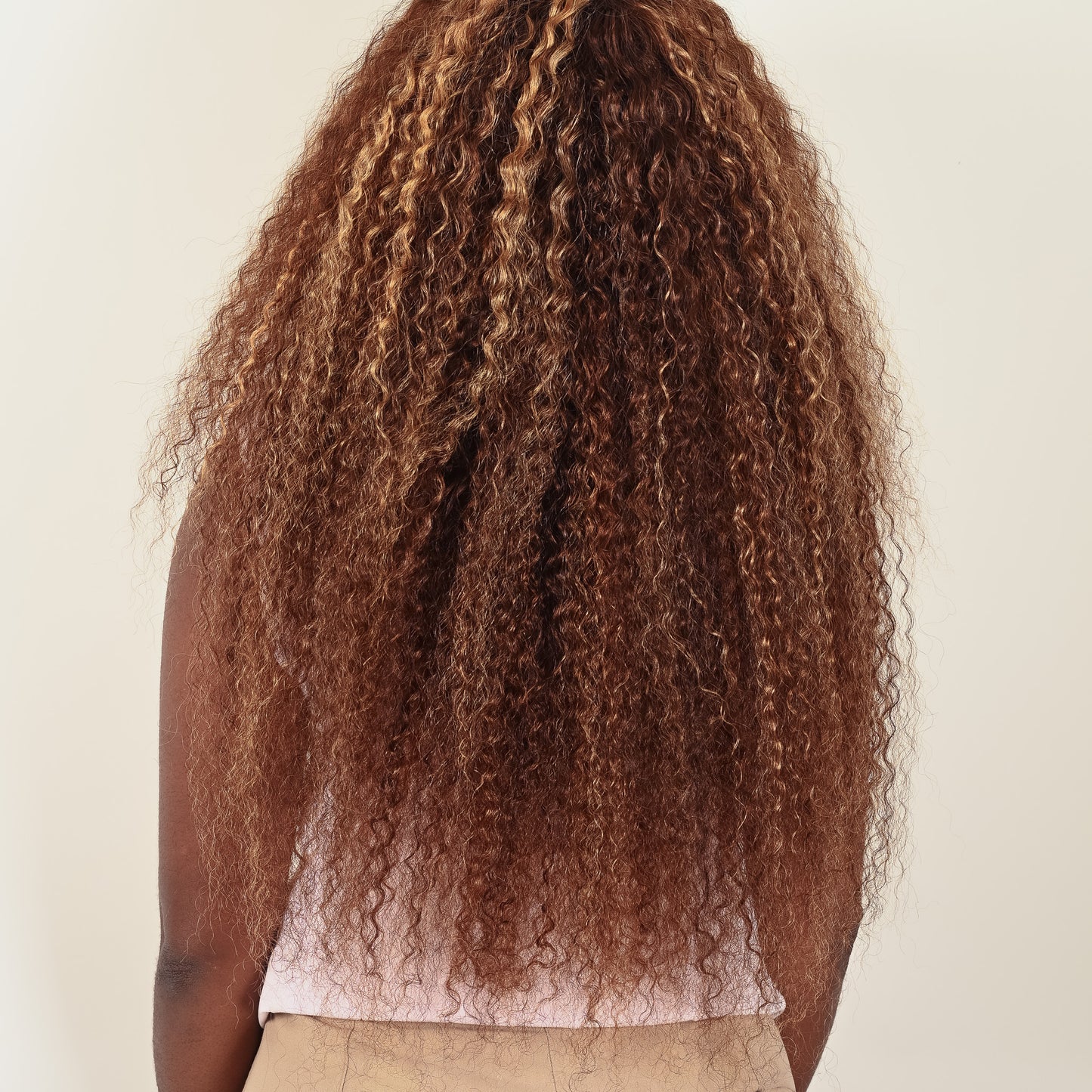 Perruque GISELLE blond miel densité naturelle équilibrée