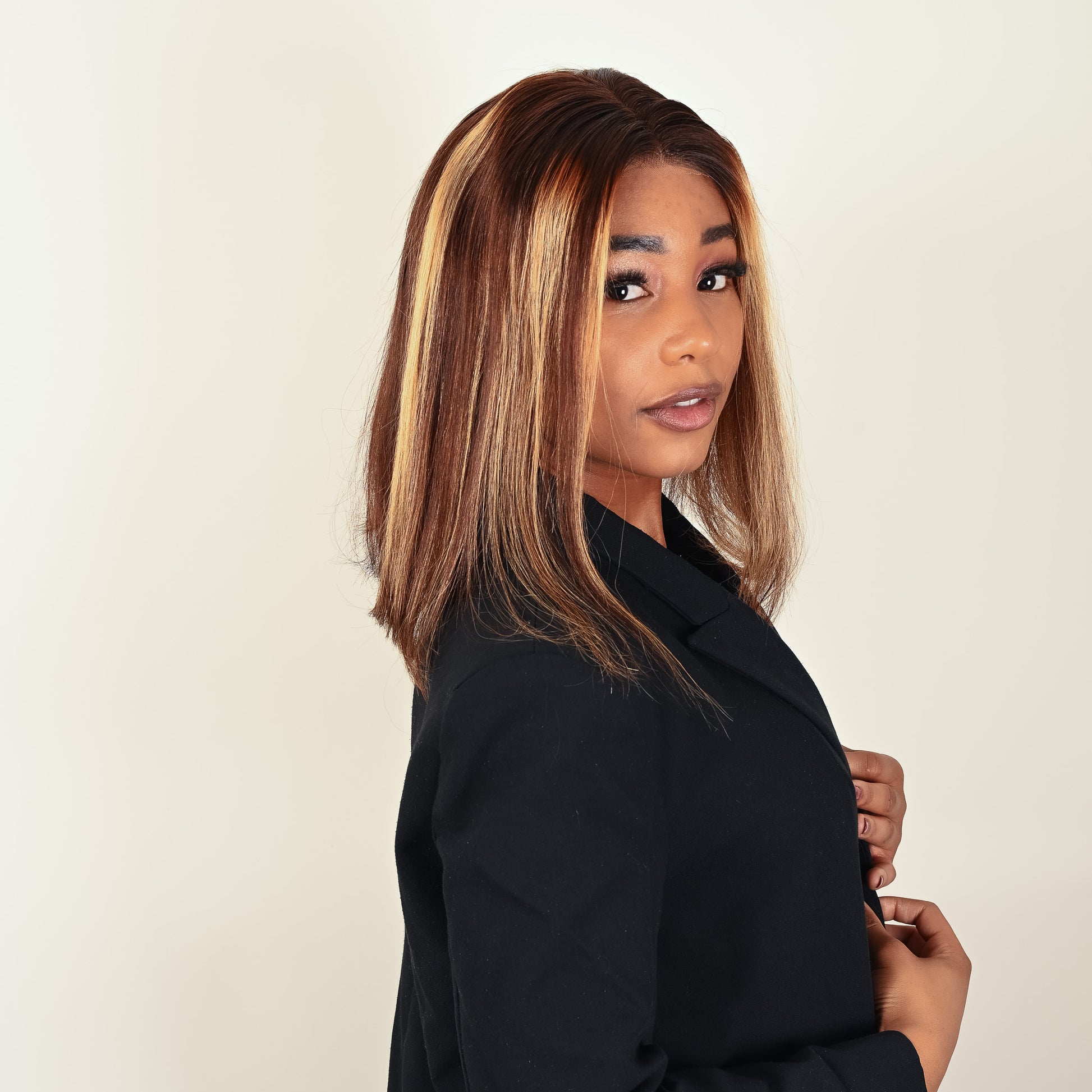Perruque KELLY lace front HD ligne frontale naturelle