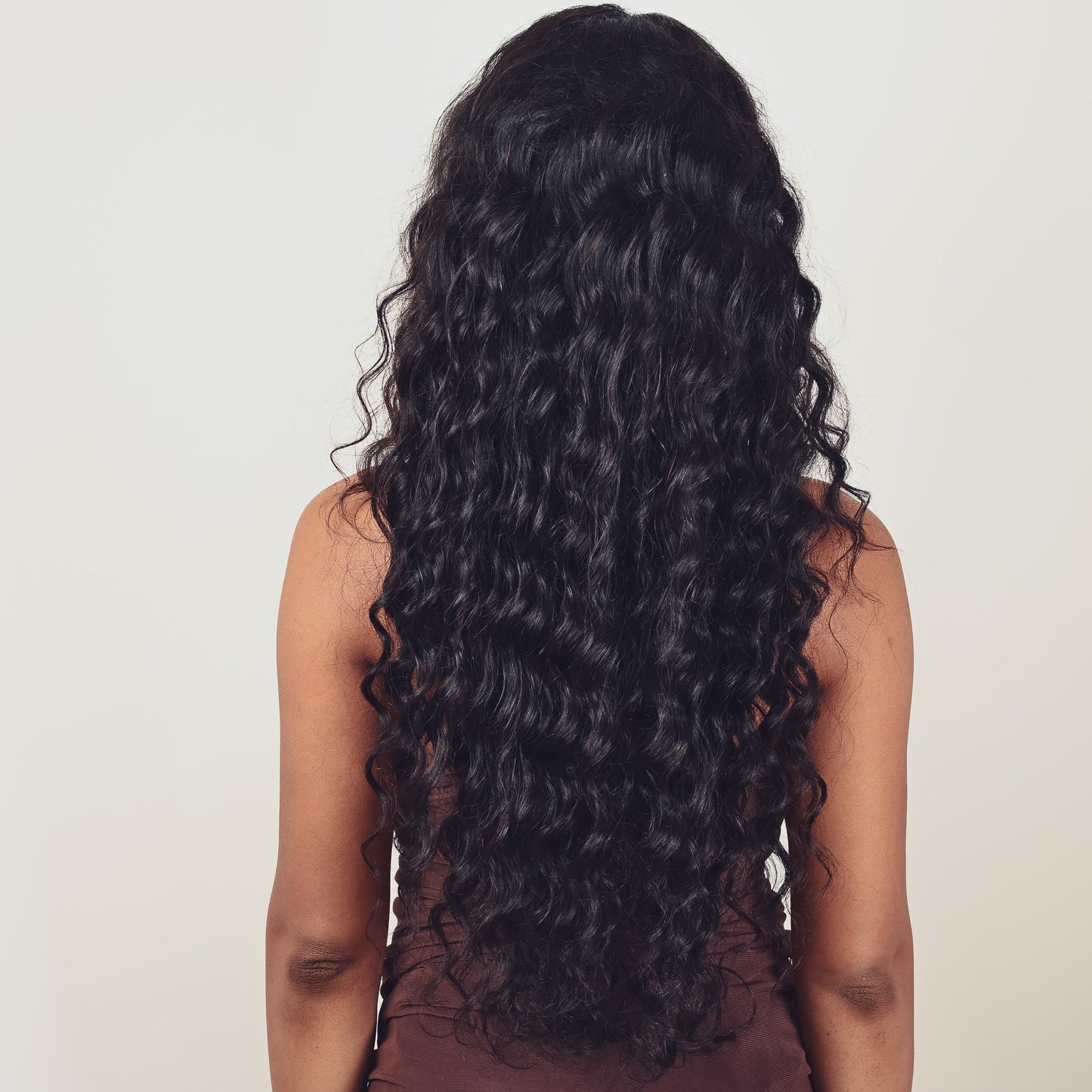 Perruque ROBYN noir naturel confort léger quotidien